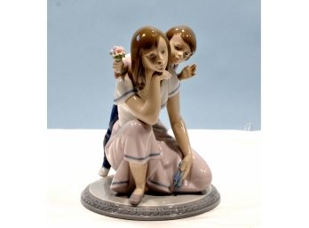 Large Retired LLADRO Mother & Daughter Figurine Perfect Condition