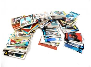 Lot 250 Vintage Baseball Cards Unsorted