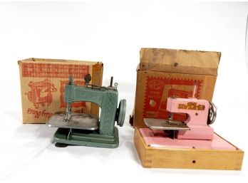 Lot 2 Vintage Miniature 'Betsy Ross' & 'Key An EE' Child's  Sewing Machines