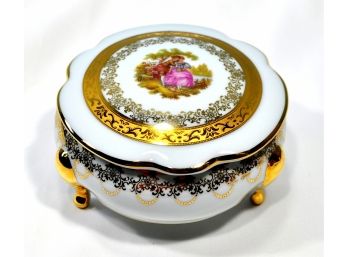 Original Vintage LIMOGES Fragonard France Porcelain Jewelry Box Like New
