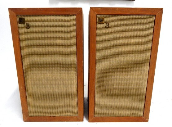 Pair Vintage Acoustic Research AR-3 Speakers