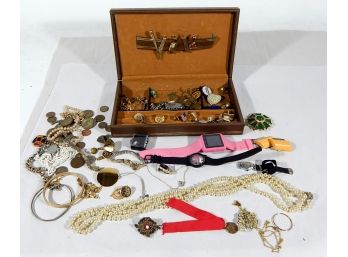 Vintage Costume Jewelry Box Lot #1