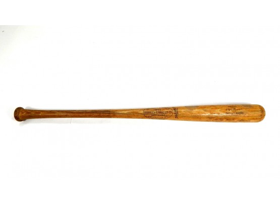 Original Vintage Roger Maris LOUISVILLE SLAGGER Baseball Bat