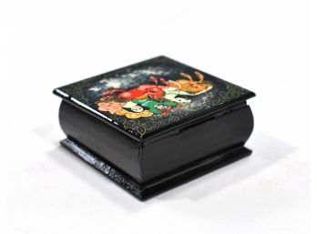 Vintage Russian Lacquered Hand Painted Trinket Box