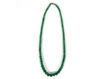 Vintage Asian Jade Graduated Bead Necklace