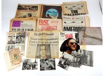 Lot Vintage Newspapers, Postcards