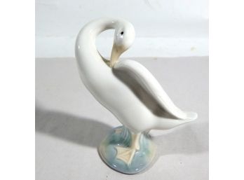 Retired LLADRO Swan Figurine