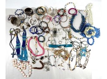 Vintage Costume Jewelry Lot Bracelets & Necklaces