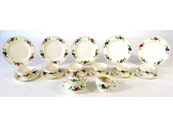 Lot Of George Jones & Sons Crescent Ivory Bouquets Dishes