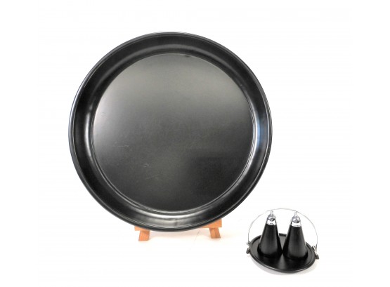 'Oriental Accent' Black Wooden Tray With S & P