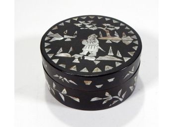 Vintage Chinese Lacquered Trinket Box