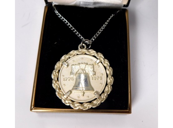 Bicentennial Quarter Coin Pendant Necklace With Box