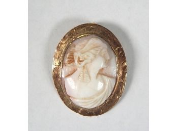 Antique 10K Gold Carved Shell Cameo Brooch