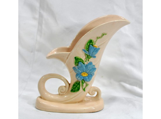 Vintage Original HULL ART USA Pottery Cornucopia Vase