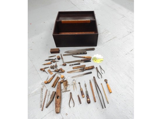 Antique Wood Toolbox With Knifes & Tools