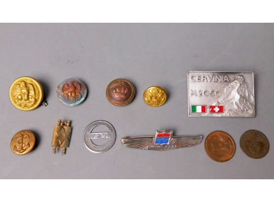 Lot Vintage Buttons, Coins, Pins