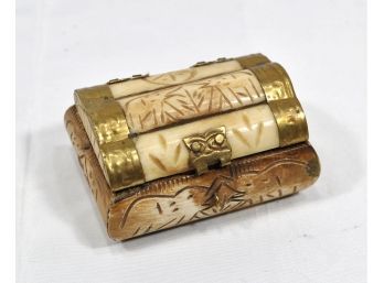 Vintage Carved Bone Trinket/ Jewelry Box