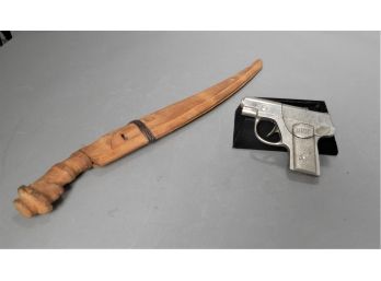 Vintage Knife & Hubley Dick Tracy Cap Gun