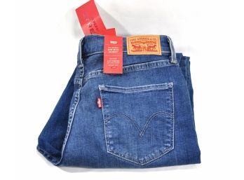 Band New LEVIS Womens Jeans Stretch