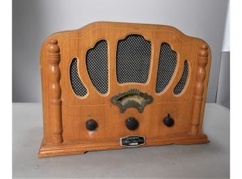 Vintage Thomas Collector's Edition Radio