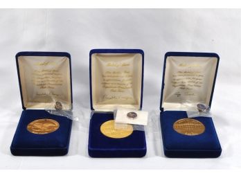 Lot 3 Republican Presidential Task Force Medal Of Merit Ronald Reagan, Bush