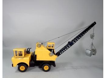 Large Vintage TONKA Mighty Crane