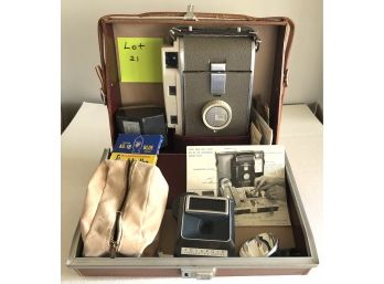 Antique Polaroid 800 Set In Original Case