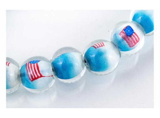 Unusual Patriotic Heavy Glass American Flags Theme Elasticized Bracelet