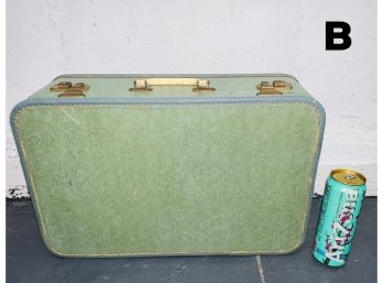 Good Looking Vintage Suitcase “B”