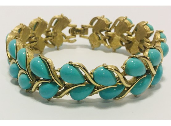 Stunning Crown Trifari Faux Turquoise Statement Vintage Bracelet 7”
