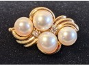 14 K Marked Gold Scarf Clasp Topped With 4 Pearls And 2 Diamonds 1' - 6.4g