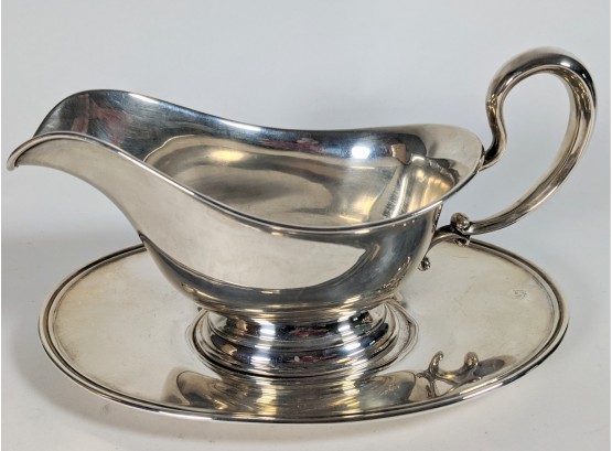 ~ Beautiful Set ~ Solid Hallmarked Sterling Silver Gravy Boat And Plate Combined Weight 8.9 Oz.