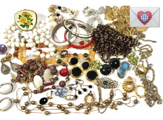 Mystery Costume Jewelry Big Lot ~ Wear Repurpose Repair Resell