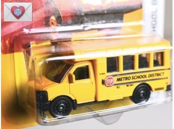 2008 City Action Matchbox GMC Yellow School Bus~ New Old Stock {I-24}
