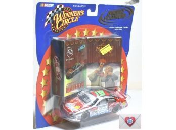 New In Box ~ 2002 NASCAR Winners Circle 1:43 Scale #19 The Muppets Show Jeremy Mayfield Car With 2 Cards {K4}