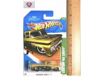 2010 Hot Wheels Treasure Hunts Custom 1962 Chevy Pick Up Truck With Surfboard! New Old Stock {I-16}