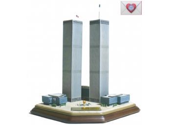 Brand New Boxed Rare Danbury Mint Twin Towers 9-11 Memorial NYC World Trade Center Commemorative {I-42}