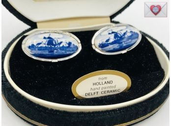 Brand New Old Stock Vintage Gift Boxed Weber And Heilbrower Holland Hand Painted Delft Ceramic Cufflinks