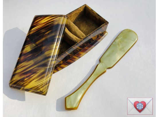 Antiques ~ Marbleized Green Lucite Shoehorn And Velvet Lined Faux Tortoise Jewel Casket