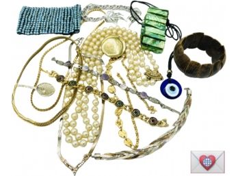 Jewelry Lot Gold Tone Chains Pearls Beads Everything Pictured For Wear Or Repair ~ As Is