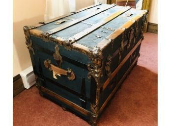 Great Decor Large Antique Trunk With Oak Stropping And Metal Corners