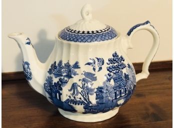 Sadler English Glazed Porcelain Antique Teapot