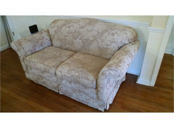2 Of 2 - Fabric Loveseat By Sealy - 62'X34'