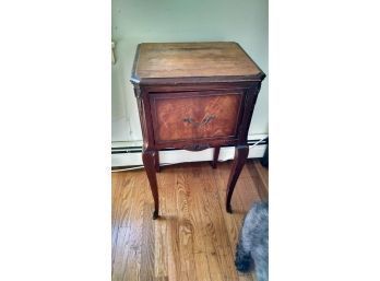 Nice Antique Wood Wash Stand