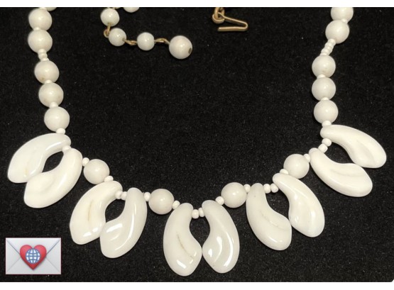 Miriam Haskell Rare Vintage Tinkling Milk Glass Dangles Necklac