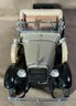 Danbury Mint 1:24 Die Cast Replica ~ 1931 Ford Model A Roadster