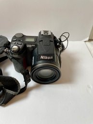 Nikon Coolpix 8700 With Case!