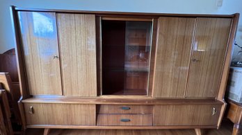 Gorgeous Mid-century Hutch