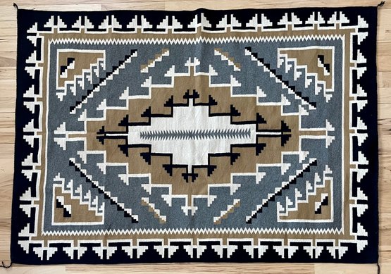 Stunning Navajo Vintage 48' X 69' Hand Woven Rug