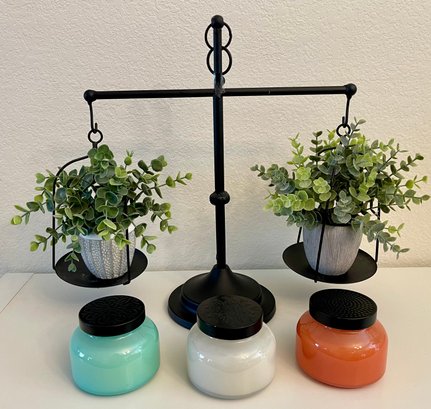 Black Metal Decorative Balance Scale With Faux Plants With 3 Sea And Sand Candles